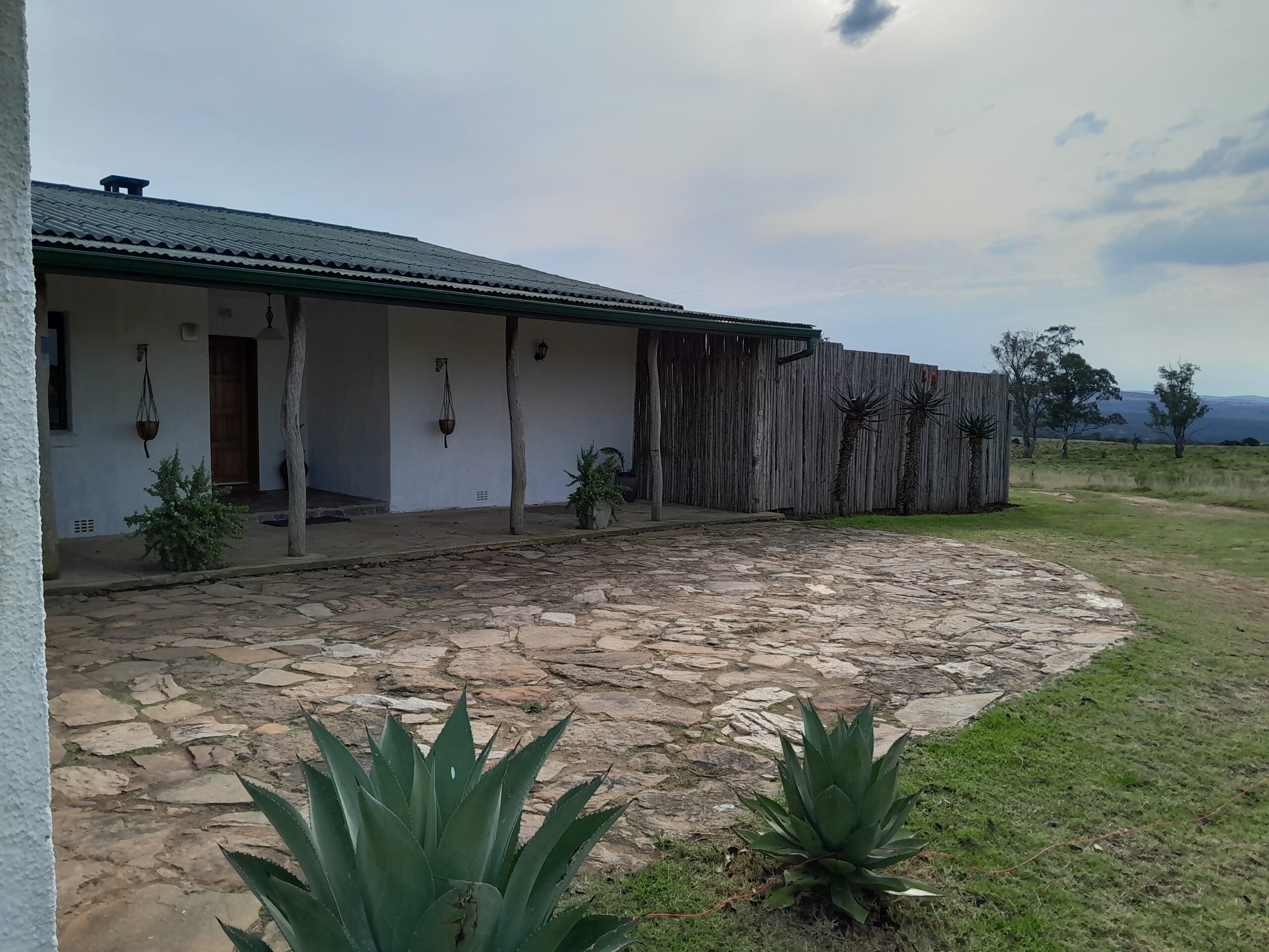 The Ranch House – African Safari Lodge